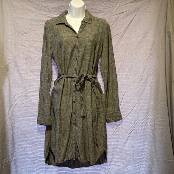 New York & Company Dresses & Skirts - New York & Company Grey work dress. New York and Company.